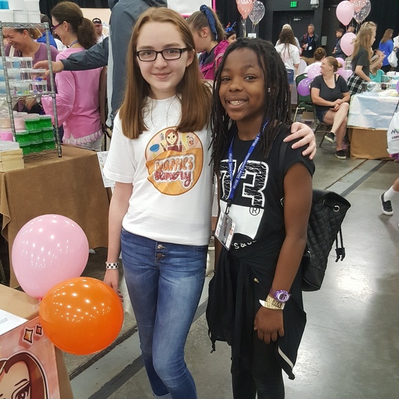 Meet your Posher, Imani - Picture 1 of 3